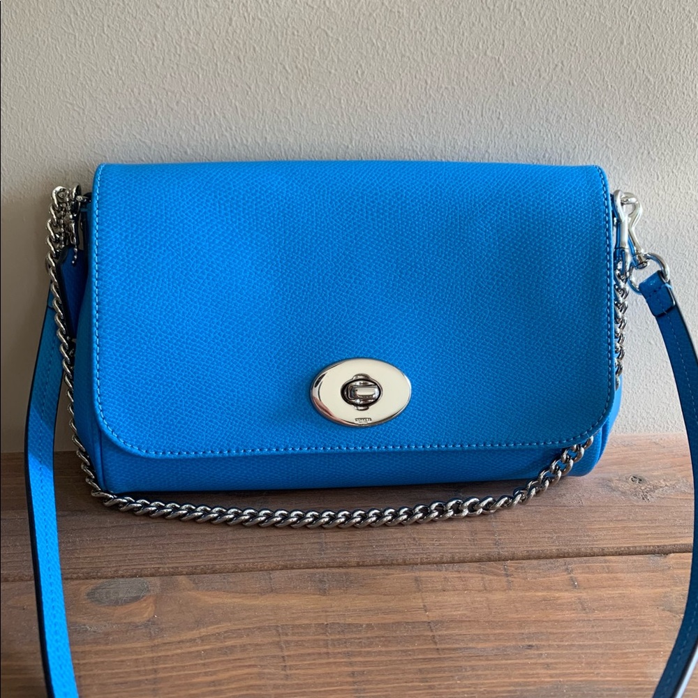 Authentic Coach crossbody clutch